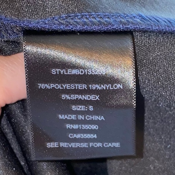 🎓 Black Swan Navy Plunge V Neck Zippered Front A Line Dress - Picture 6 of 6